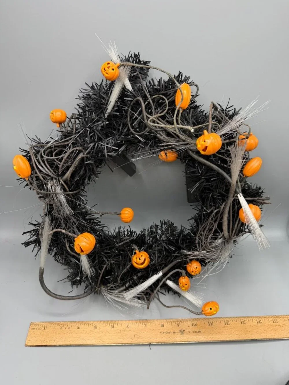 Halloween LED Fiber Optic Black Wreath With Orange Pumpkin Decorations 16 Inches